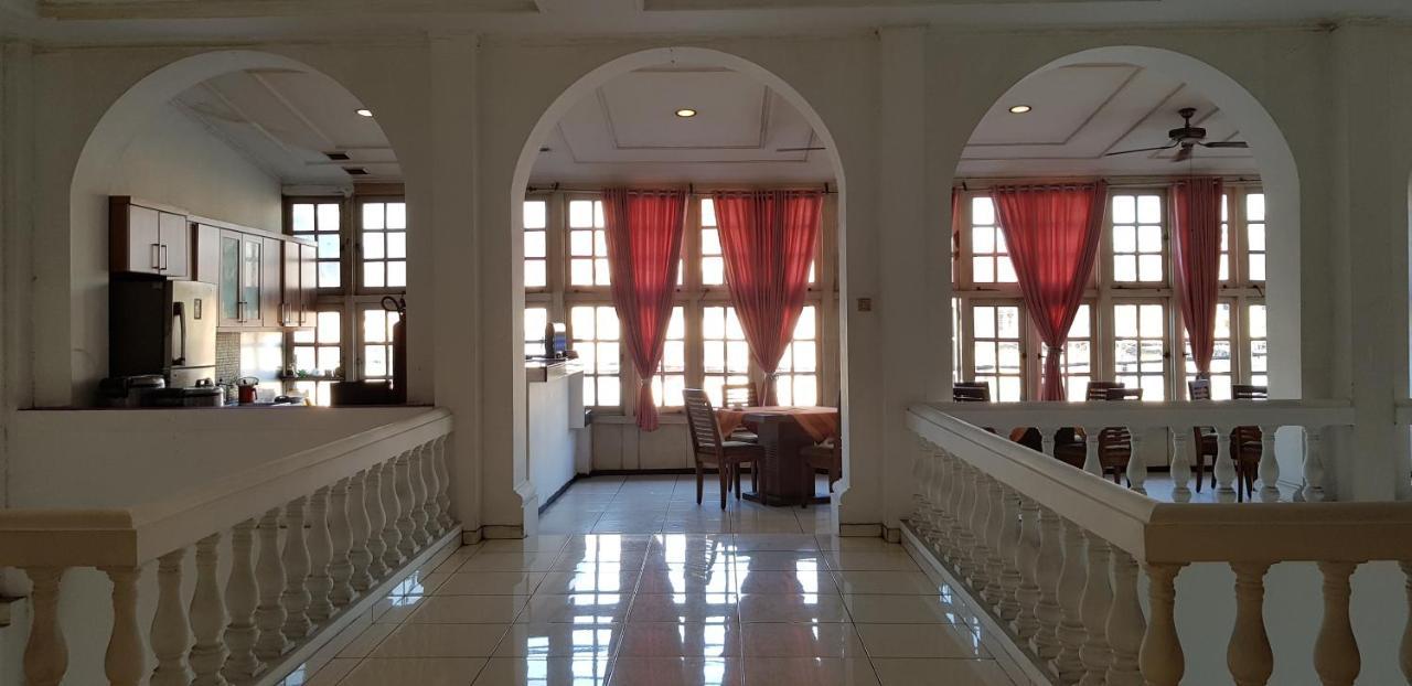 Hotel Dequr Jakarta Kota Εξωτερικό φωτογραφία